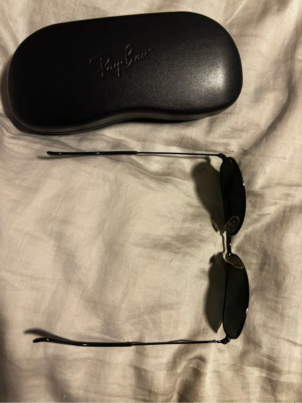 Ray-Ban all black